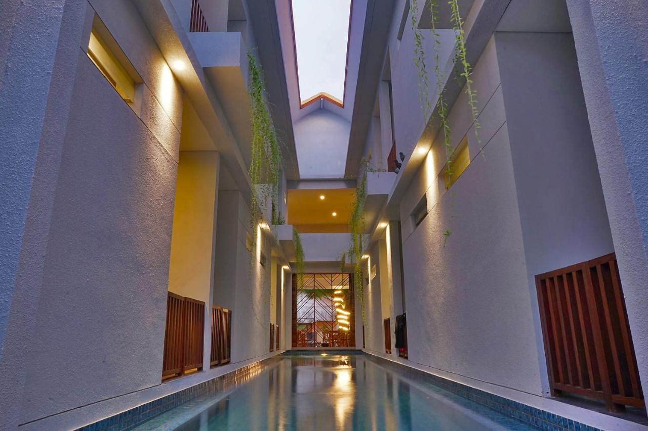 Gili Kama Hotel & Villa กีลีตราวางัน ภายนอก รูปภาพ