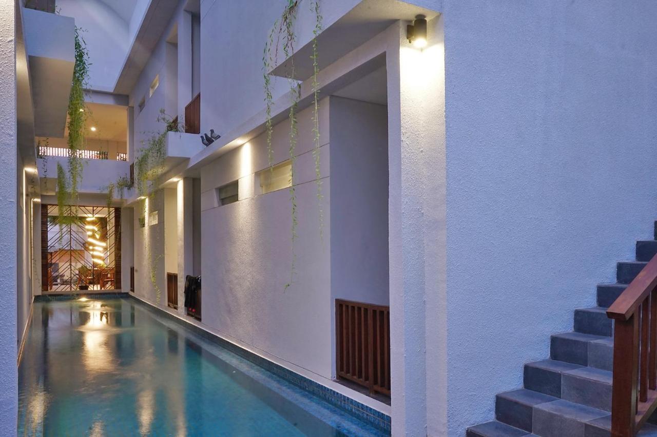 Gili Kama Hotel & Villa กีลีตราวางัน ภายนอก รูปภาพ