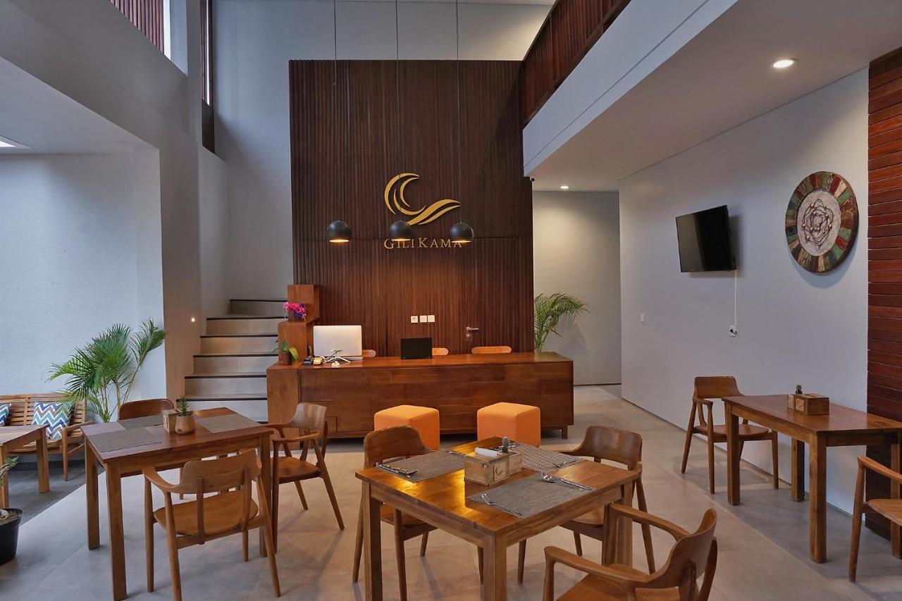 Gili Kama Hotel & Villa กีลีตราวางัน ภายนอก รูปภาพ